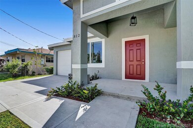 812 Phippen Waiters Rd, Dania, FL 33004 - photo 4