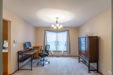 221 Isleview Dr, Oswego, IL 60543 - photo 6