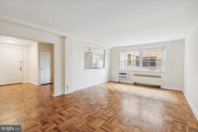 346 E Lancaster Ave unit 415, Wynnewood, PA 19096 - photo 4