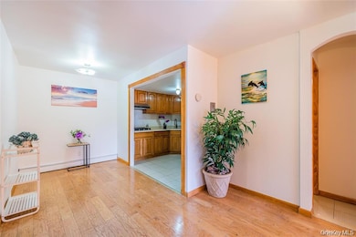 144-34 37th Ave unit 4C, Flushing, NY 11354 - photo 5