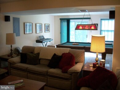 16128 Olmstead Ln, Woodbridge, VA 22191 - photo 7