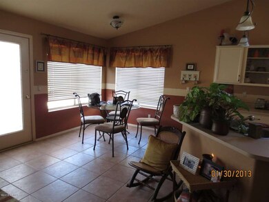 2600 S Los Altos Dr 004