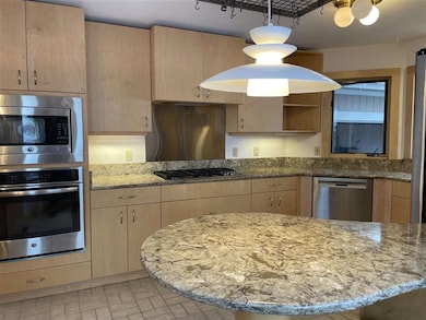 3444 Valley Creek Cir unit 3444, Middleton, WI 53562 - photo 4