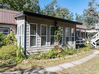 565 NE Marion Rd, Mayo, FL 32066 - photo 2