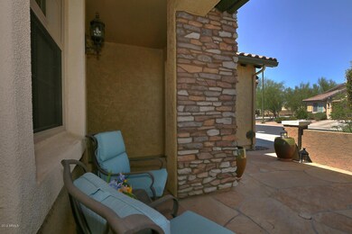 6603 W Mockingbird Way-large-004-017-Cou