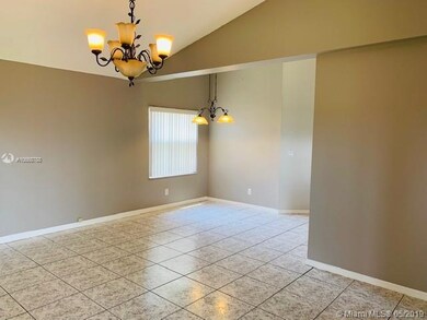 802 SW 124th Terrace, Davie, FL 33325 - photo 4