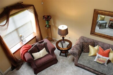 2757 Victoria Ln, Easton, PA 18045 - photo 4