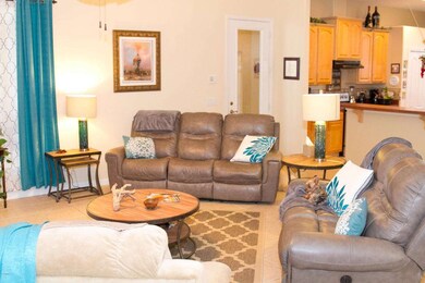 Living Room 2-100