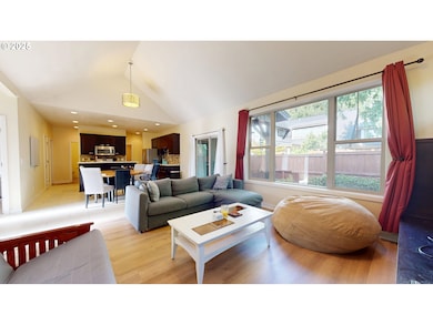 375 Mia Ln, Eugene, OR 97401 - photo 6