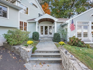 201 Shore Rd, Greenwich, CT 06830 - photo 6