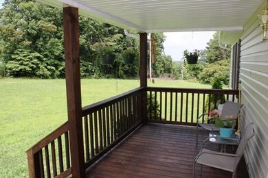 Cov Front Porch (pic1)