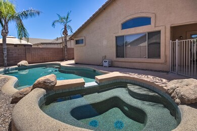 3852 E Thornton Ave-50