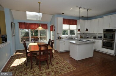 1338 Dasher Ln, Reston, VA 20190 - photo 3