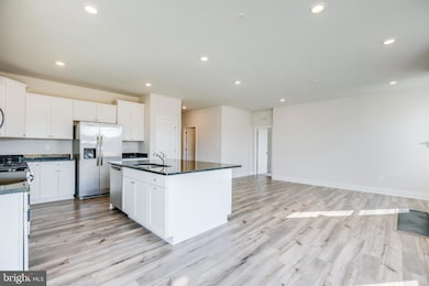 5401 Canyonlands St, White Plains, MD 20695 - photo 7