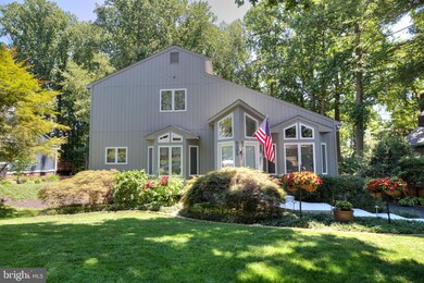 9309 Raintree Rd, Burke, VA 22015 - photo 2