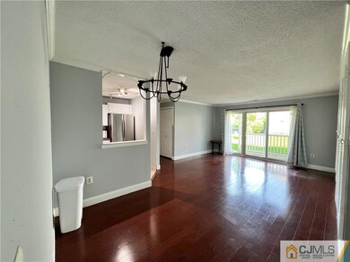 7311 Tamarron Dr, Plainsboro, NJ 08536 - photo 2