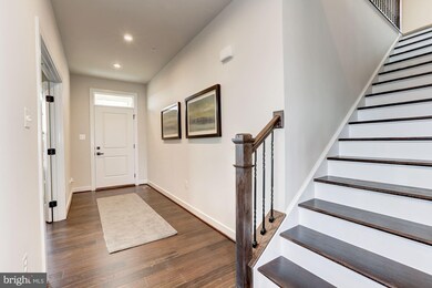 1414 Pedigree St, Frederick, MD 21702 - photo 2