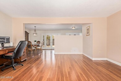 0009-09 Elmwood 2047