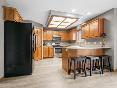 9723 Ballymore Dr, Fort Wayne, IN 46835 - photo 5