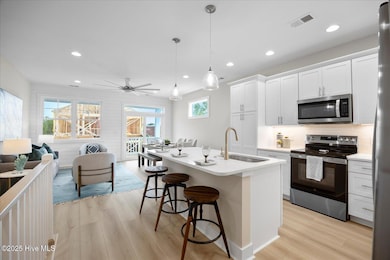 822 Kenneth Ave unit 1, Carolina Beach, NC 28428 - photo 6