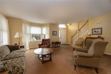 265 Ridings Cir, Macungie, PA 18062 - photo 4