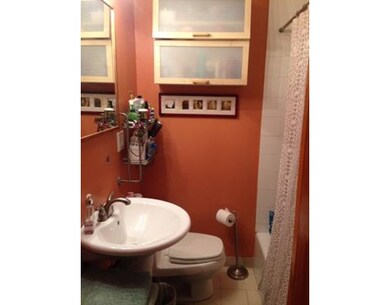 44 Highland Ave unit 1B, Somerville, MA 02143 - photo 4