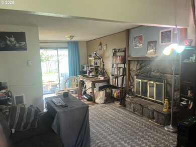 4554 Woodsboro St, Eugene, OR 97402 - photo 6