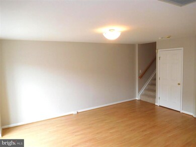 9225 Cardinal Forest Ln unit 34, Lorton, VA 22079 - photo 3