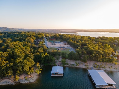 92 Ashlee Marie Ln, Kimberling City, MO 65686 - photo 4