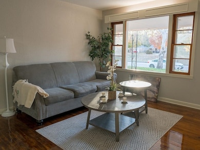 1708 S Fabrique Dr, Wichita, KS 67218 - photo 3