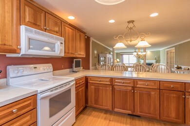 106 Bridle Cross Rd, Fitchburg, MA 01420 - photo 6