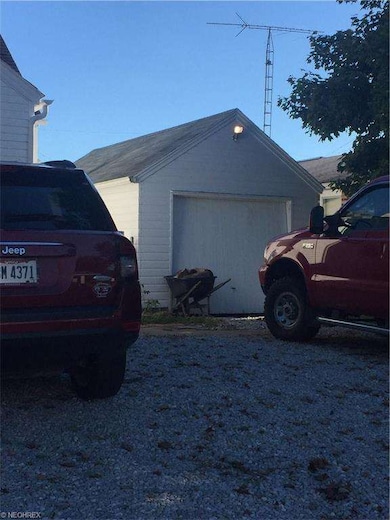 single car detached garage