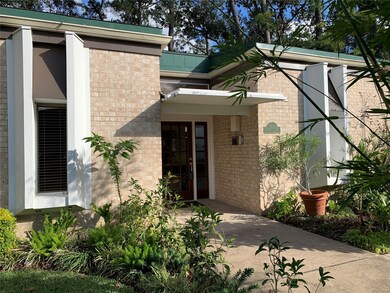 1 Pine Creek Ln, Houston, TX 77055 - photo 2