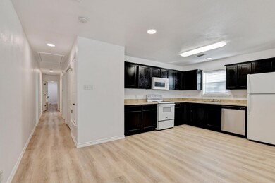 403 N Burdette Ave unit 405, Sherman, TX 75090 - photo 7