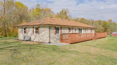 2040 N 1575 W, Deputy, IN 47230 - photo 4