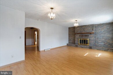 28 S F St, Keyser, WV 26726 - photo 3