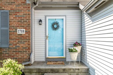 05-15-18 1708 Royal Oak Dr 01