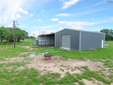 145 Wynn Rd unit 145 WINN RD, Bowie, TX 76230 - photo 3