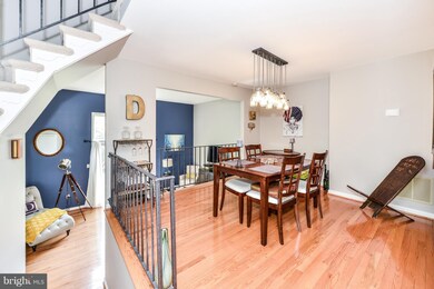 2414 Albot Rd, Reston, VA 20191 - photo 3
