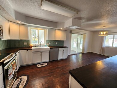 211 S Waterman St, Sutherland, IA 51058 - photo 4