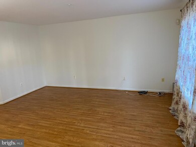 3918 Red Deer Cir, Randallstown, MD 21133 - photo 4