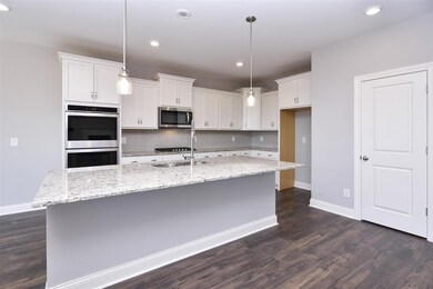 Huge Island in Kitchen  (pictures are not of actua