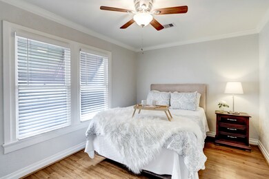 711 Wilken St unit GA, Houston, TX 77008 - photo 5