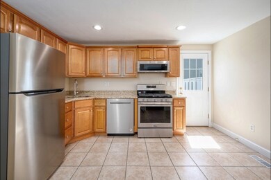 537 Bridge St unit 2, Weymouth, MA 02191 - photo 3