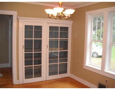 908 East St, Ludlow, MA 01056 - photo 4