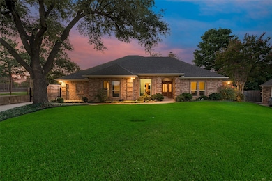 1801 Glenbrook Ct, Bedford, TX 76021 - photo 3
