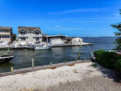 427 Delray Dr, Lavallette, NJ 08735 - photo 4