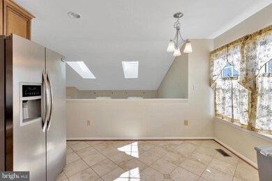 9103 Lorient Ct, Fort Washington, MD 20744 - photo 5