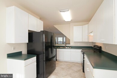 8327 Township Dr, Owings Mills, MD 21117 - photo 7