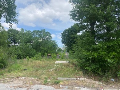 8406 Prairie View Dr, Houston, TX 77088 - photo 6